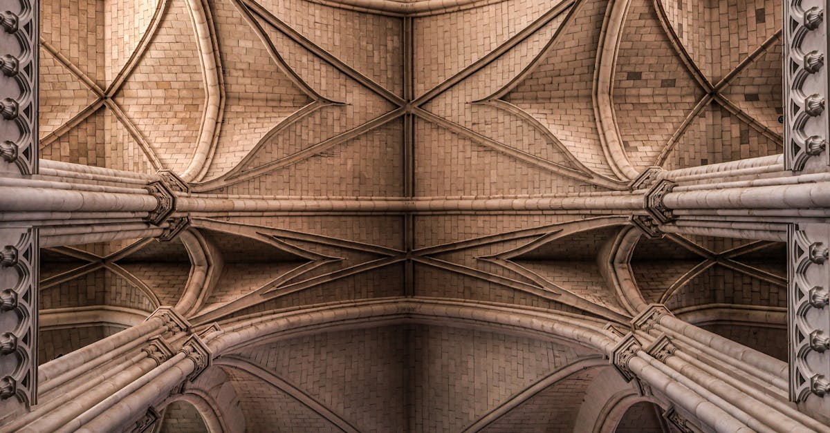 Intricate view of Gothic cathedral ceiling showcasing architectural mastery and design.